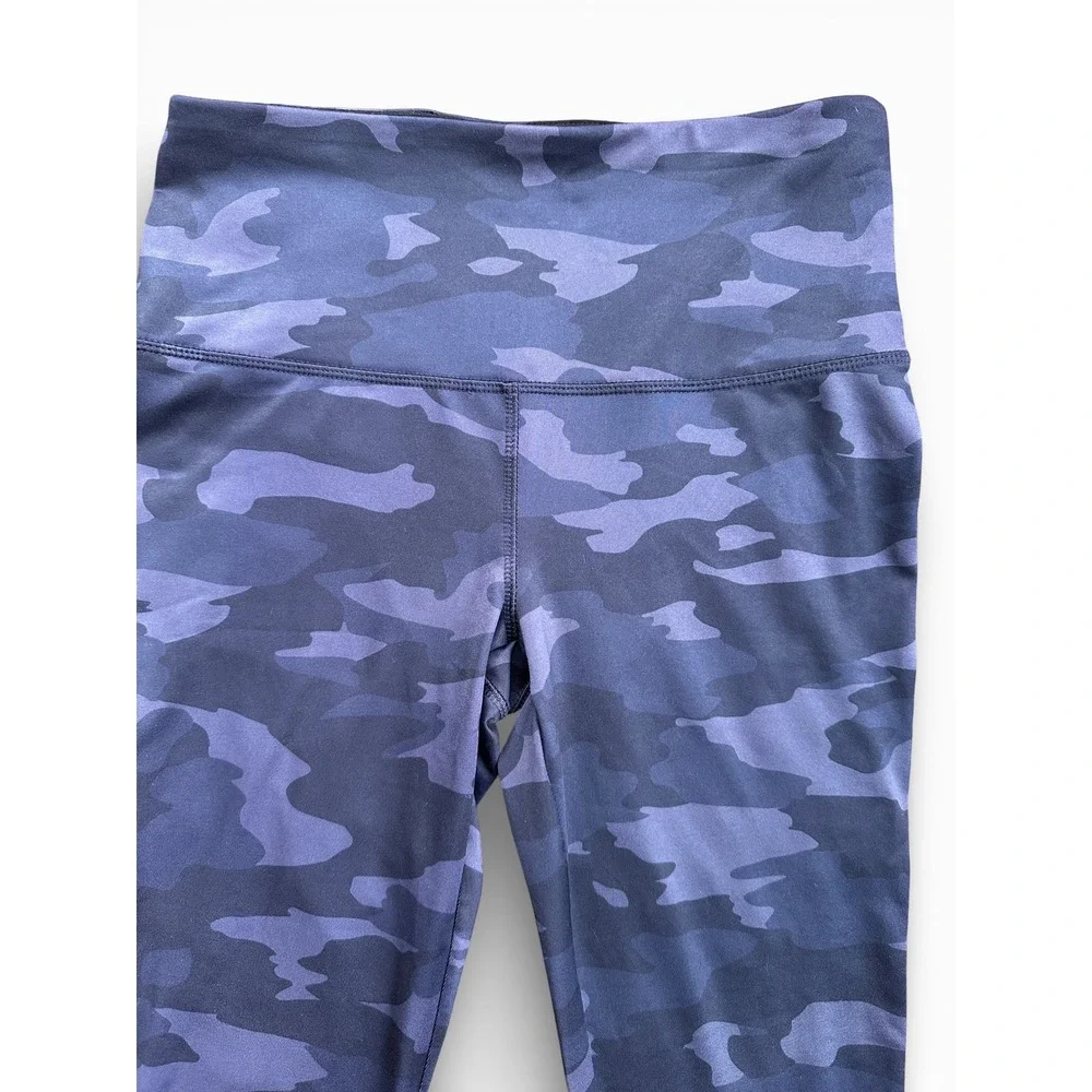 Vogo‎ Athletica Leggings Women Medium Blue Camo Excellent High Rise Activewear